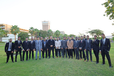 اجتماع فريق شركة المصريين جروب في فندق موفينبك